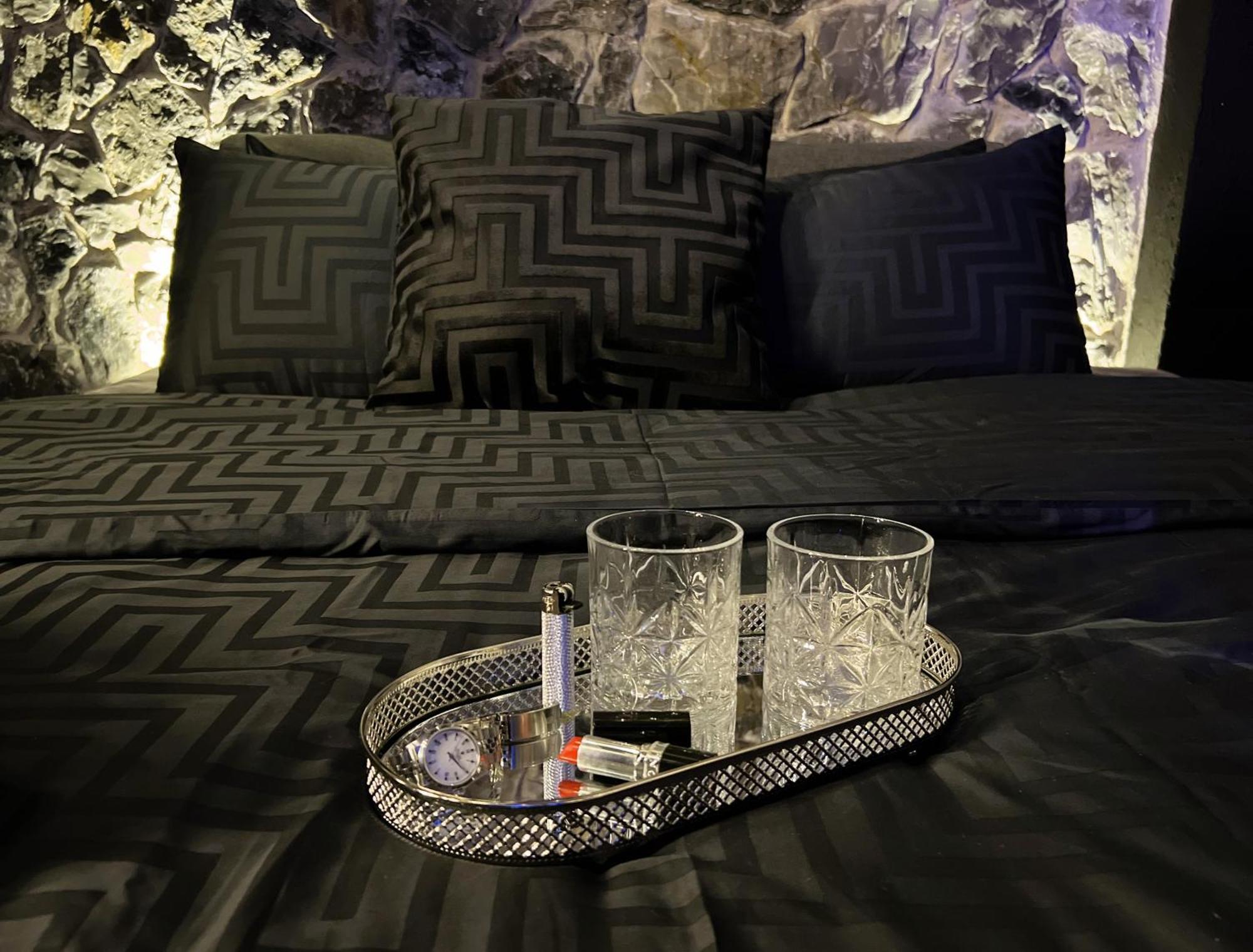Doormat#13 Black Mirror *
